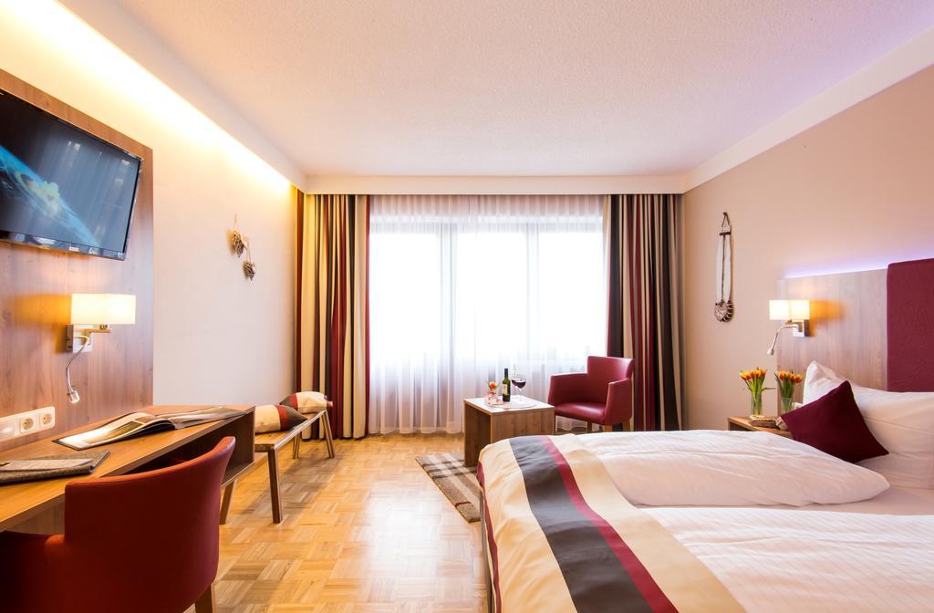 Doppelzimmer mit Balkon